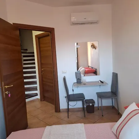 Centro Mare Affitta Alloggi * بورتو توريس